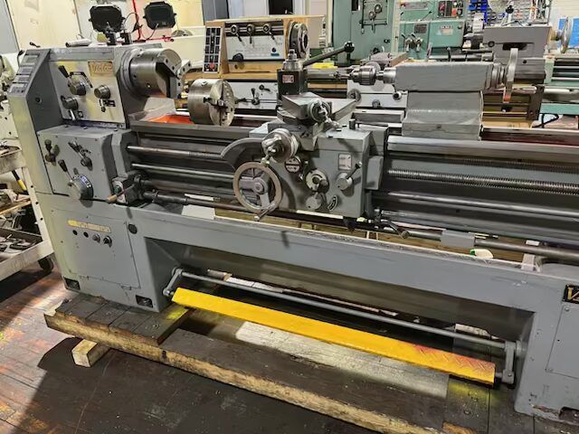 Victor Engine Lathe 1800 RPM (8 speeds) 1660