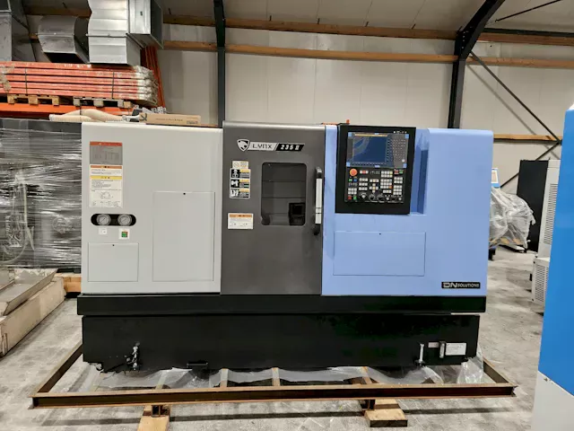 Doosan Fanuc     Model: i Series 4000 rpm 1/MIN Lynx 235II 2 Axis