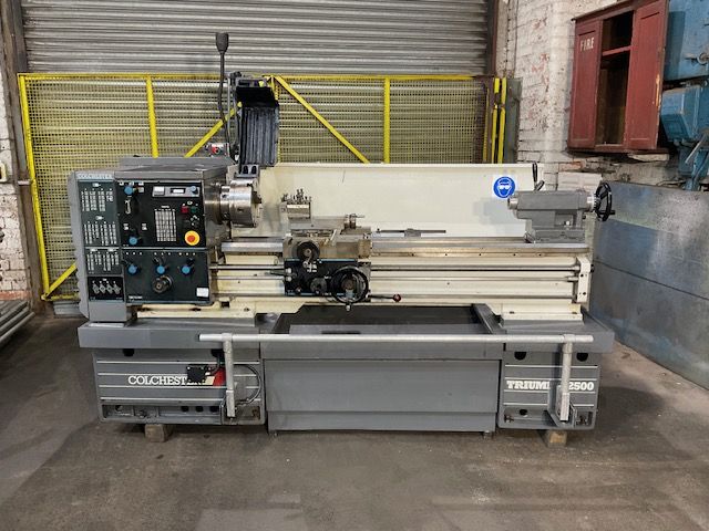 Colchester ENGINE LATHE 2500rpm TRIUMPH VS2500