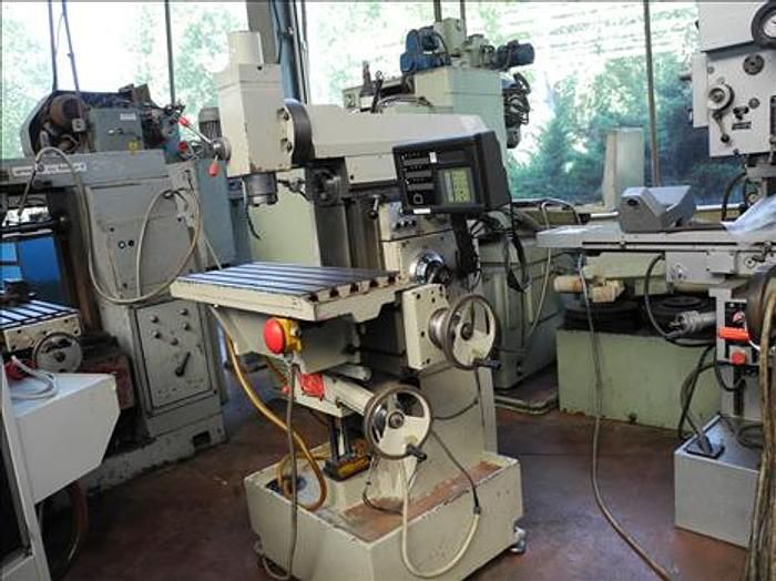 X 8130 A Tool makers Milling Machine 1600 rpm