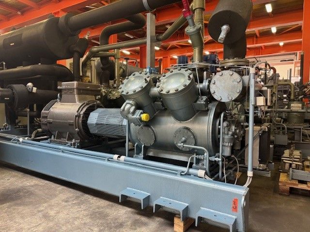 2 Grasso 412E Cooling capacity:681 kW/200 tons