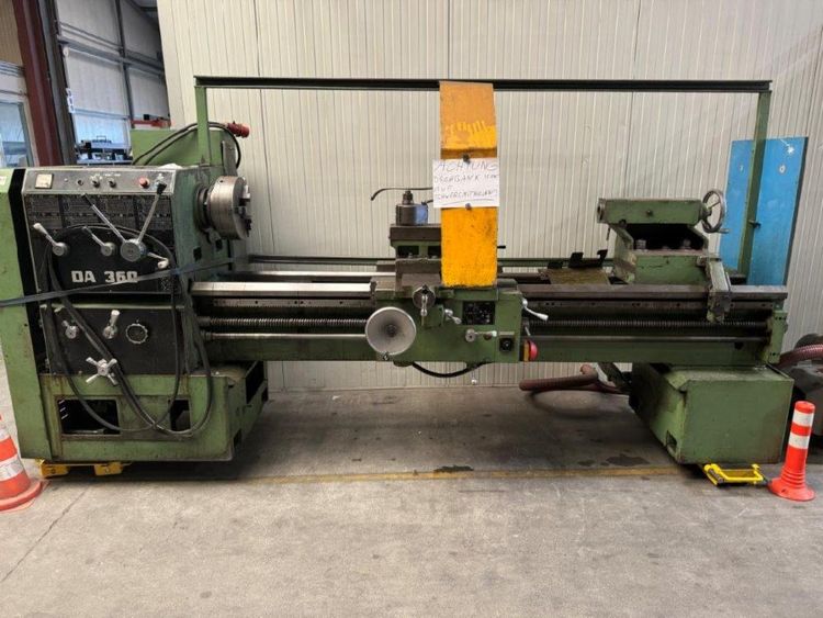 Voest-Alpine ENGINE LATHE 1000 rpm DA 360/2