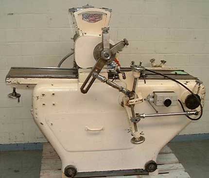 Benier JB 260 Despositor + Wire Cut Machine