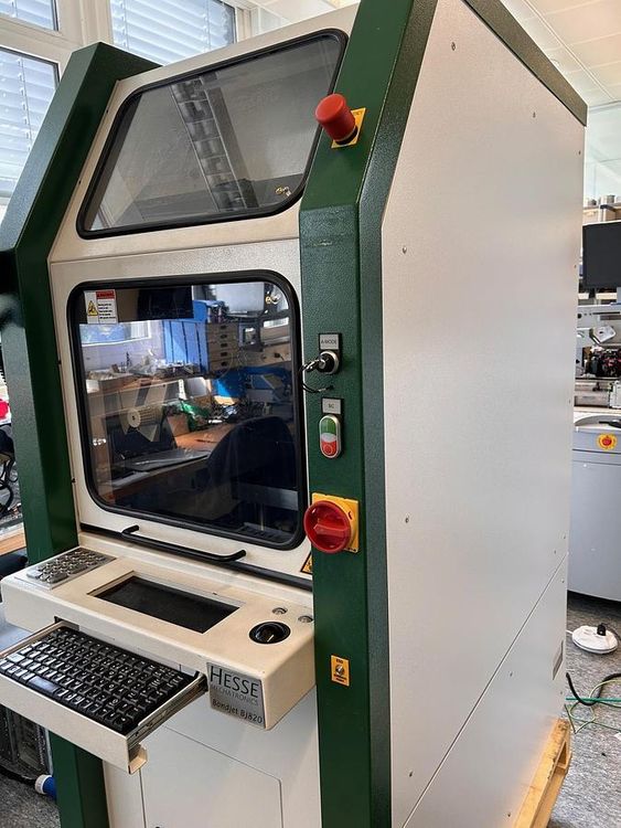 Hesse BJ820 Wire Bonder