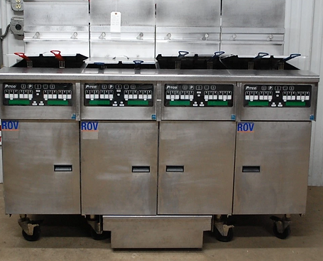 Pitco Solstice Supreme ROV SSHLV14 4 Vat Natural Gas Fryer with Filter