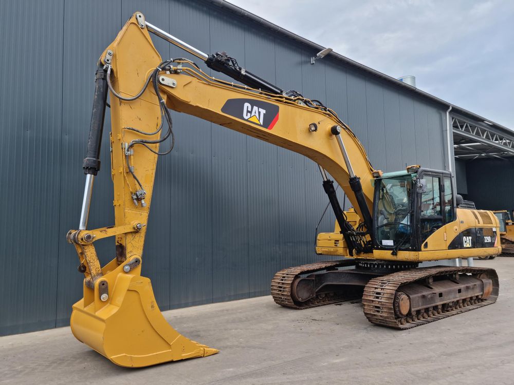 Caterpillar 329D LN Tracked Excavator