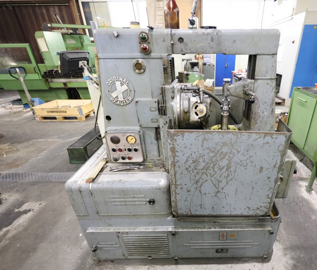 Pfauter P 250 S Variabl Gear Hobbing Machine - Vertical