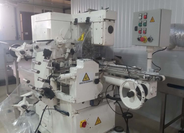 Nagema EU5  Double twist wrapping machine