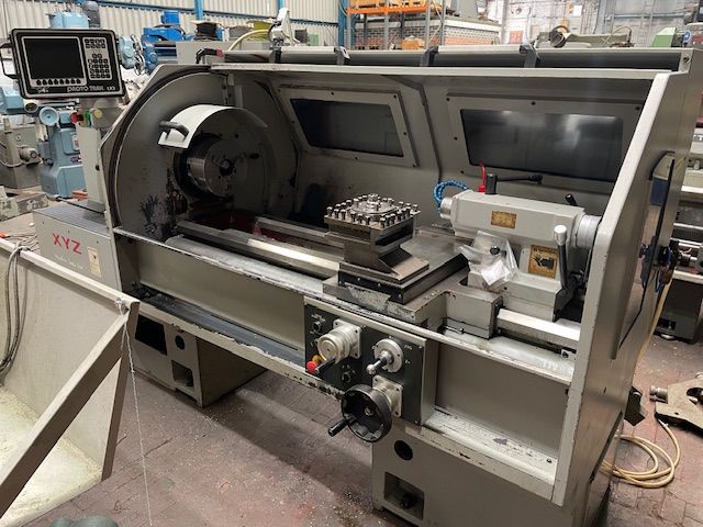 XYZ Gap bed CNC Lathe with Proto Trak LX3 Control. 2500 rpm PROTURN 420 2 Axis