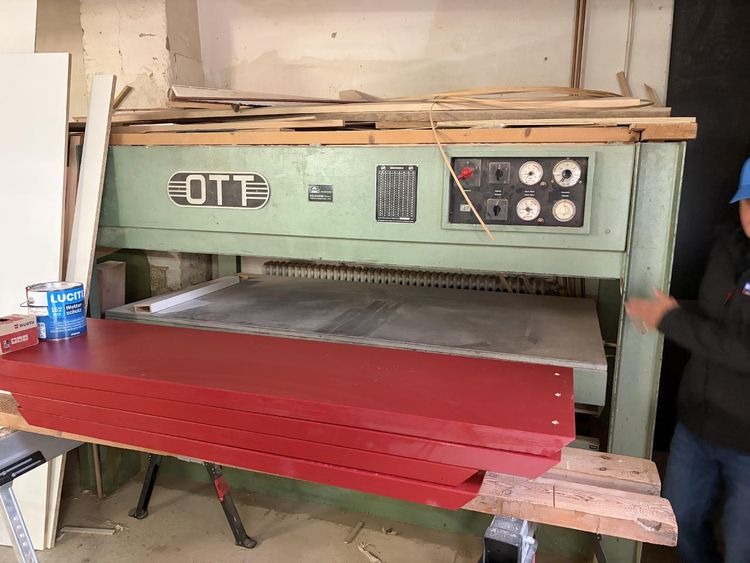 OTT Veneer press