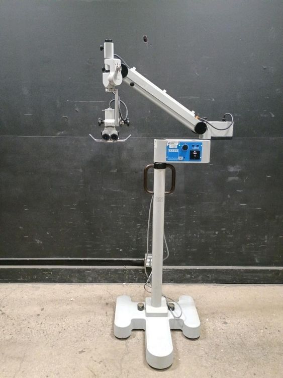 Carl Zeiss OPMI 11 Surgical Microscope