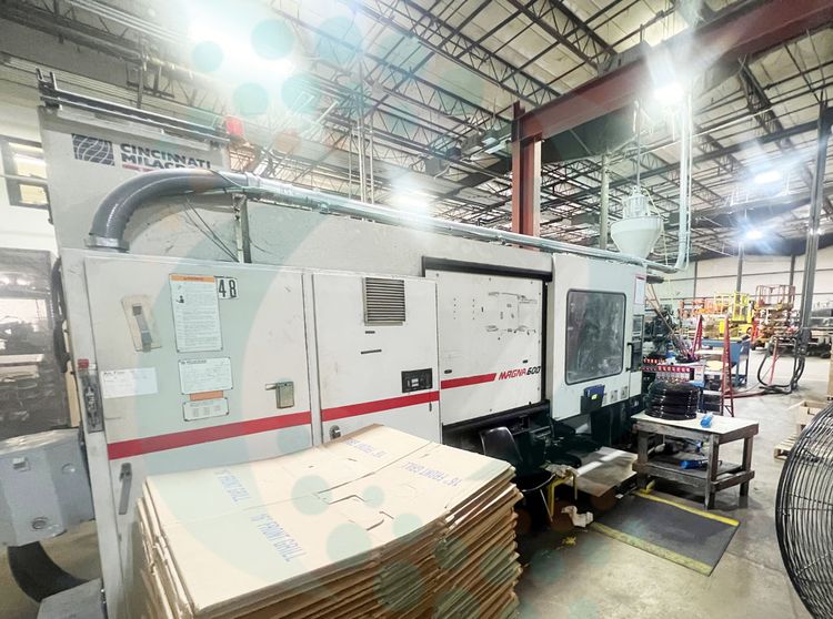 Cincinnati 95 oz. Injection Molding 600 T