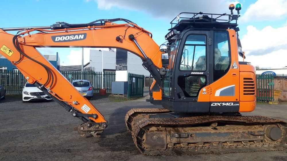 Doosan DX140LCR Tracked Excavator