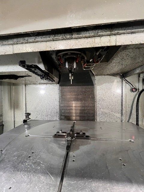 Haas VF8/40 3 Axis