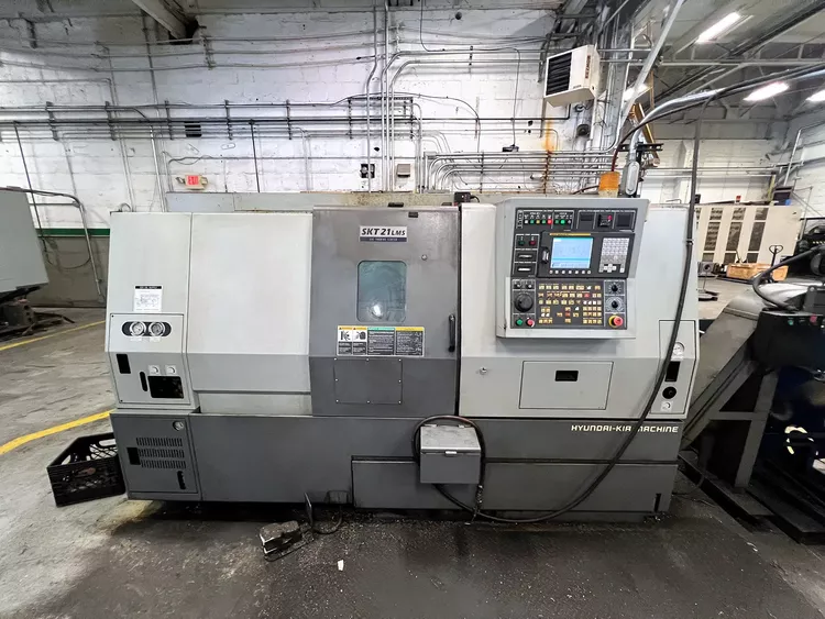 Hyundai-Kia Fanuc Oi-TC Control 4,000 rpm SKT21LMS 4 Axis