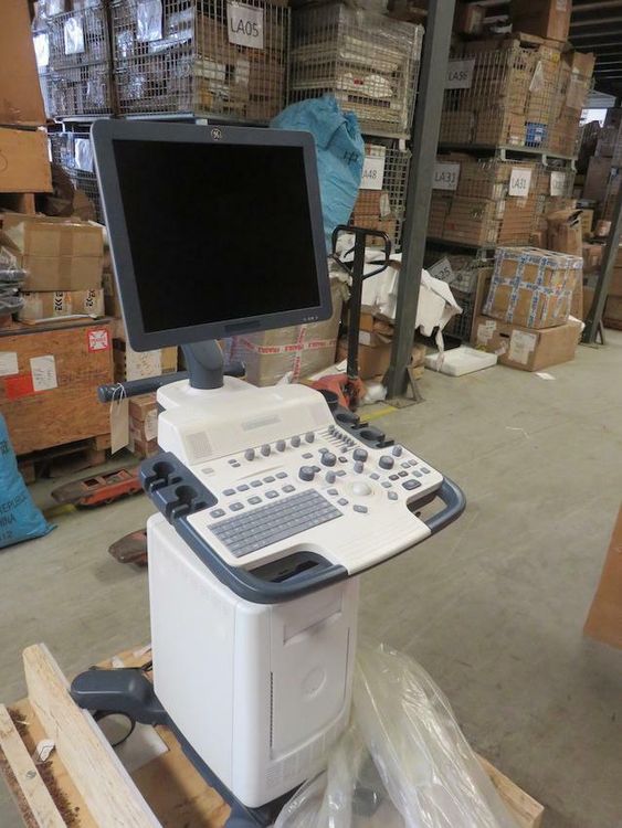 GE LOGIQ F8 Ultrasound