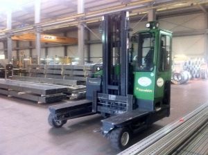 FOUR-TRAILER Forklift, Combilift side loader C4500 4500 kg