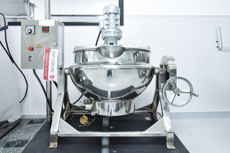 Jacketed Mixing Kettle