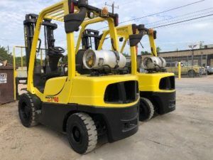 2 Hyster H60FT  2012 6000lb