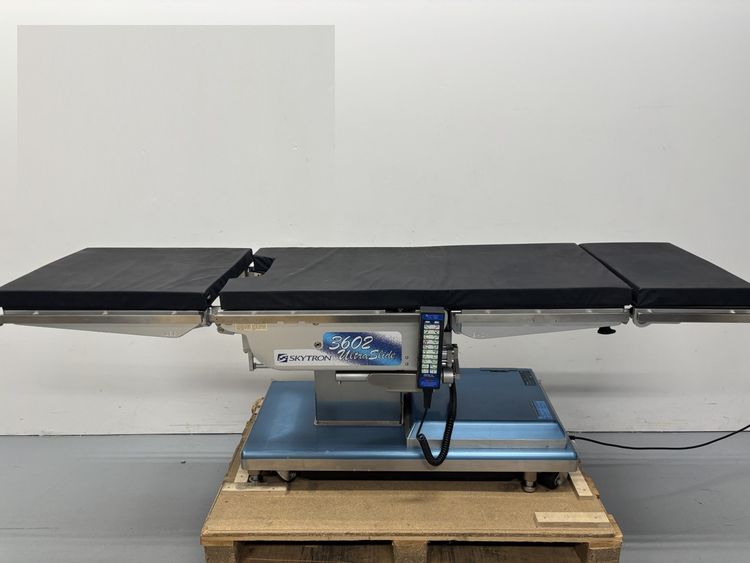 Skytron 3602 UltraSlide O/R Table