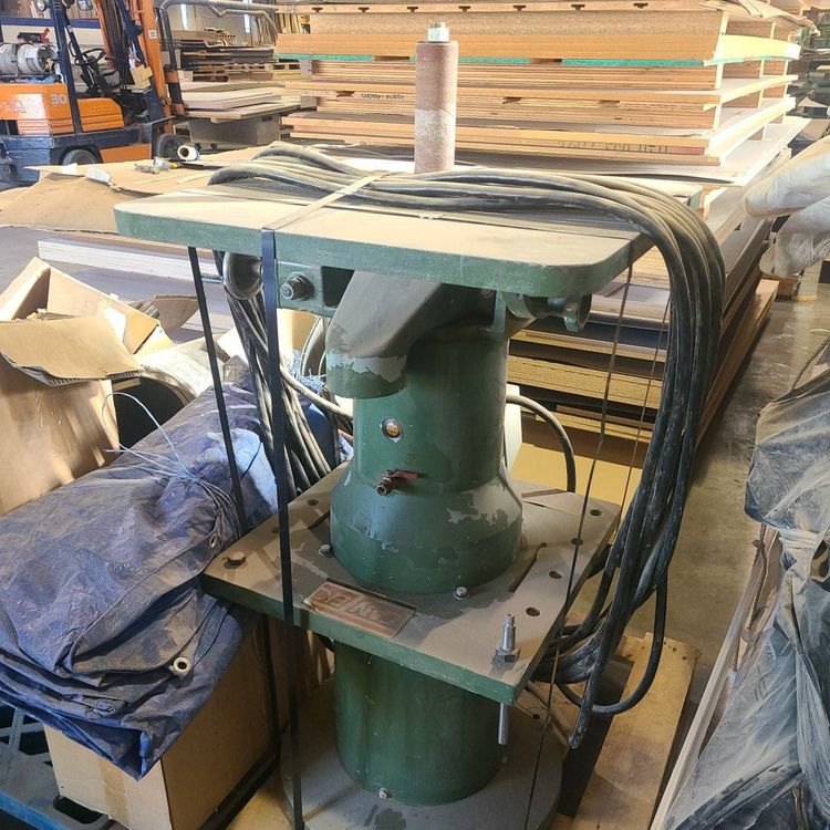 Spindle Sander