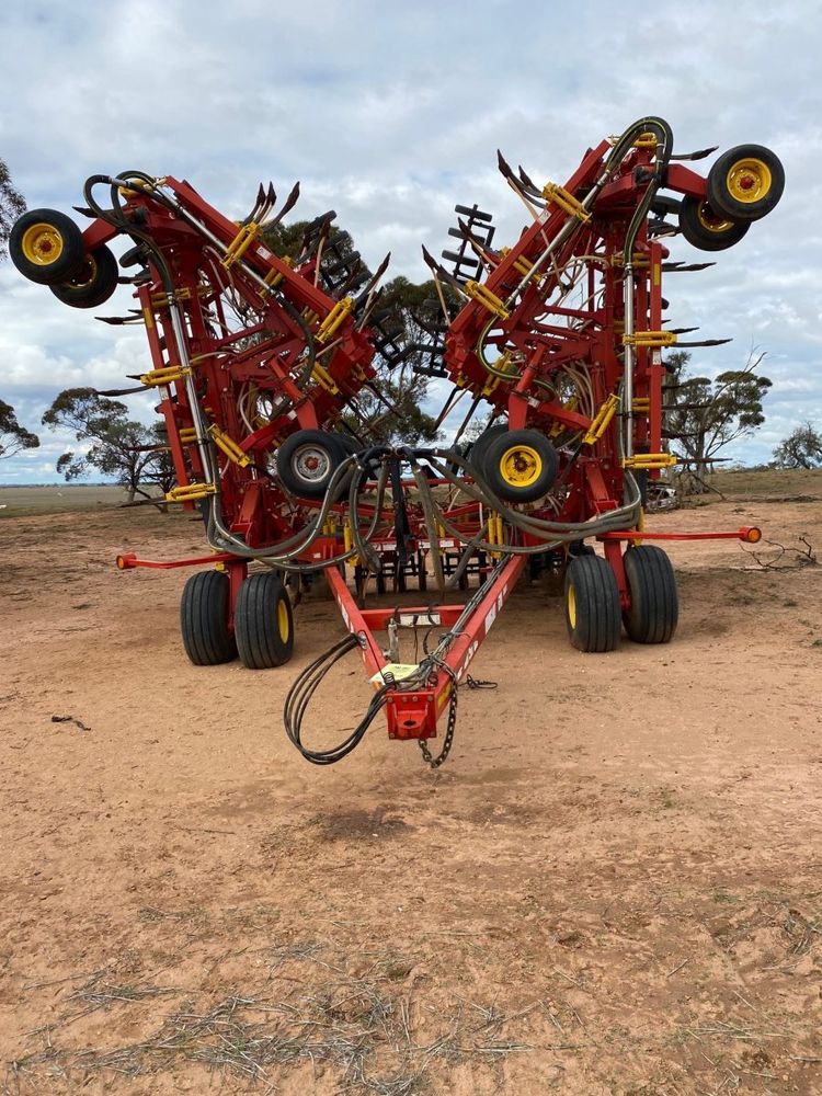 Bourgault 5710 Air Hose Drill