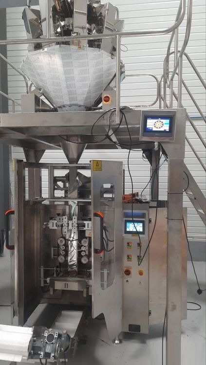 Packaging and filling machine