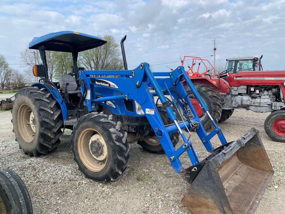 New Holland TN60A Tractor