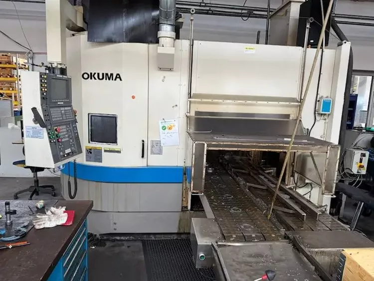 Okuma OSP-200 3300 rpm LVT-400 M 3 Axis