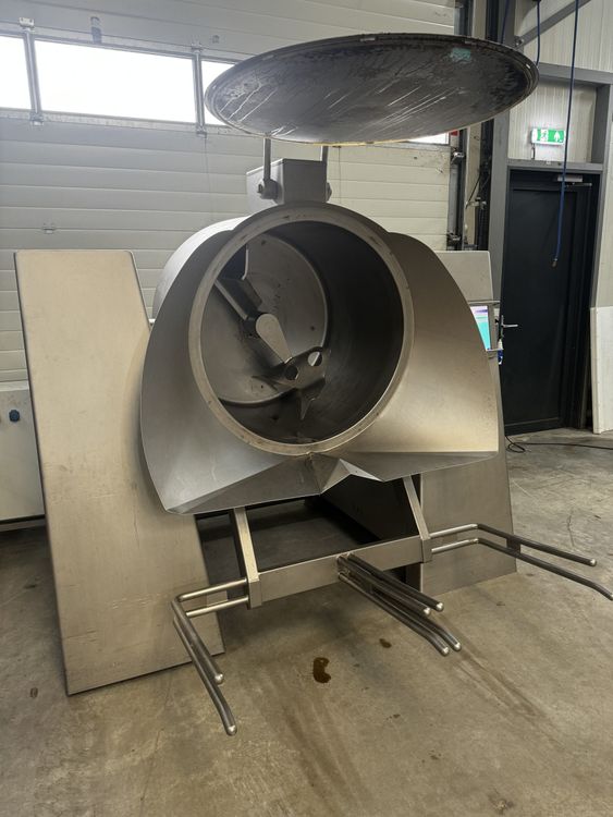 Ruhle MKR 600 Vacuum Tumbler and cooling