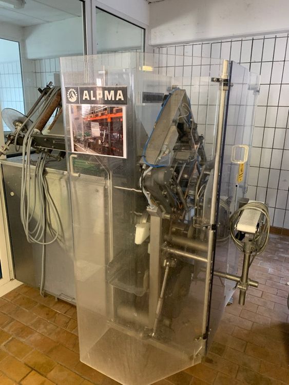 Alpma SAN60-TRIANGLE2 Cheese packing machine in triangle foil