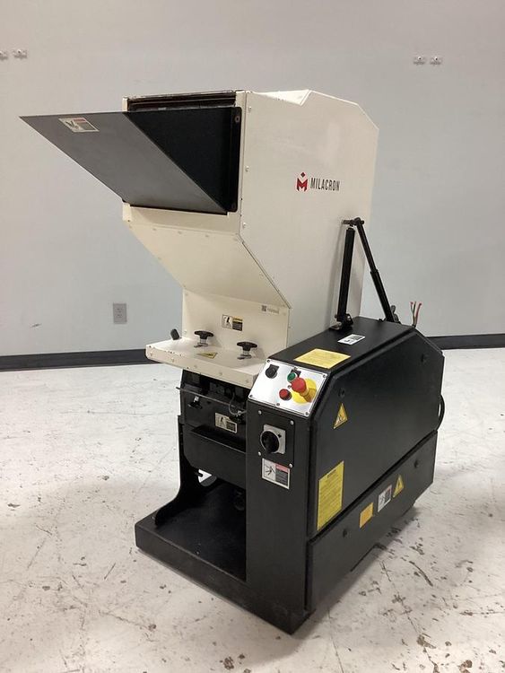 Milacron MG-814 Grinder