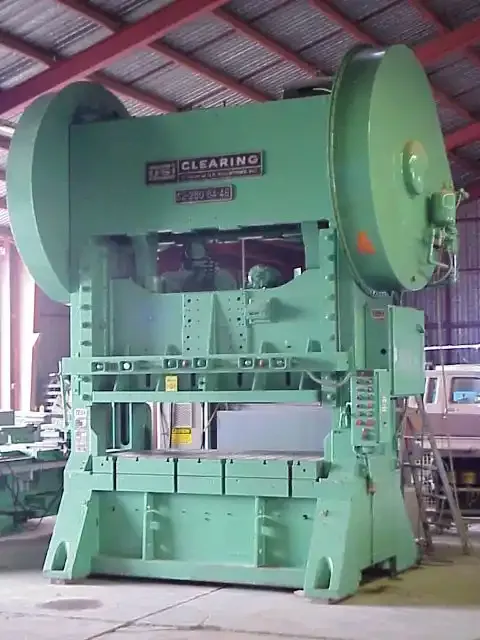 Clearing S2-250-84-48  250 Ton