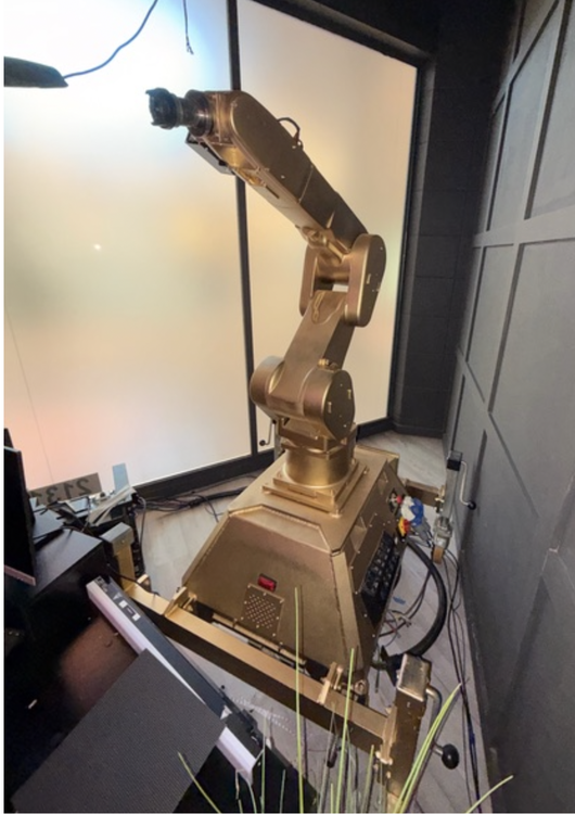 MRMC  BOLT JR. + Cinebot