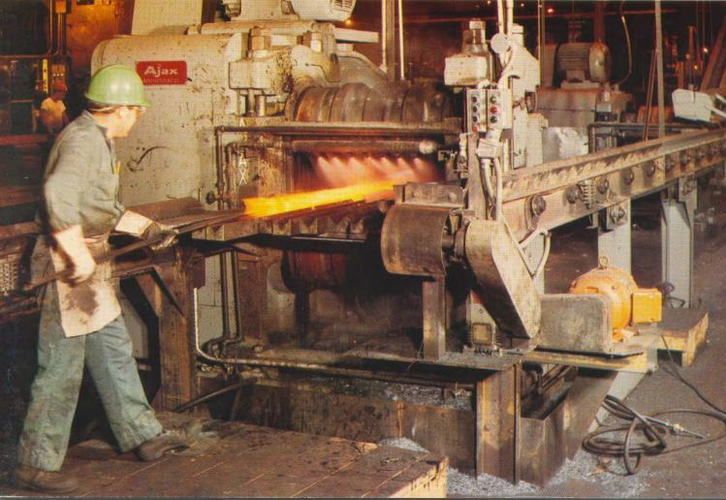 Ajax 5 Wide Adjustment Reducing Forging Roll Roll size: 45 in