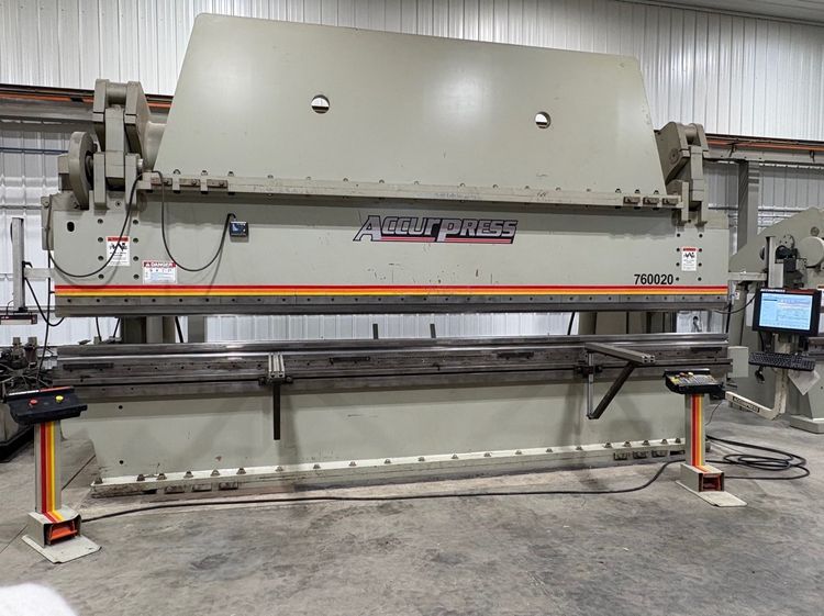 Accurpress 760020 600 ton