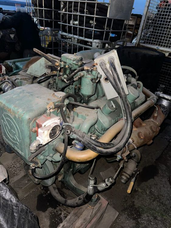 Detroit 8V 92 Cylinders: 8V