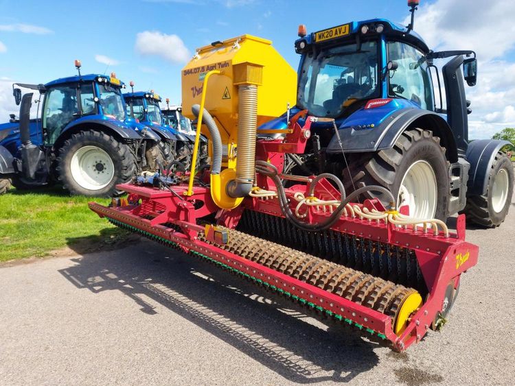 Agri Twin DZ344.075 Double-disc overseeder