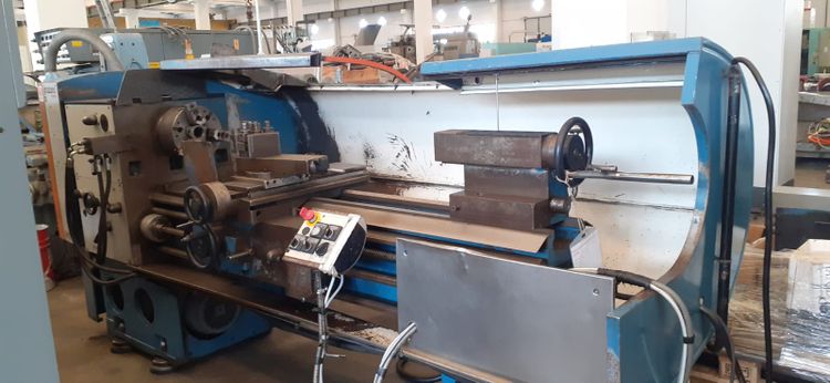 Graziano ENGINE LATHE 2000 rpm SAG 210