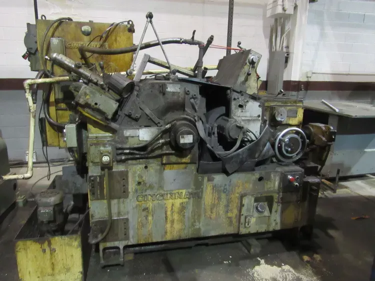 Cincinnati Milacron 230-10