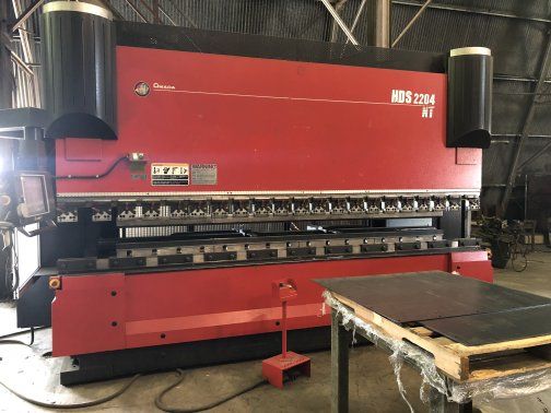 Amada HDS2204NT ELECTRIC/HYDRAULIC 243 TON X 168.5"