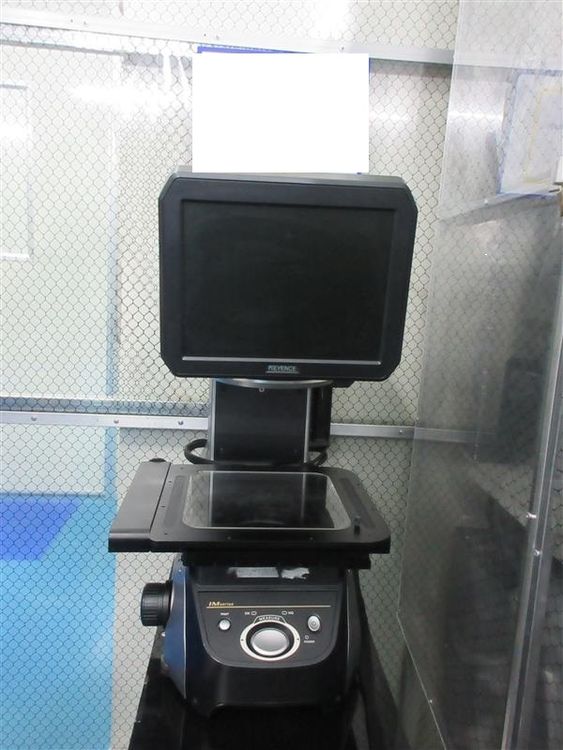 Keyence IM-7020 Test Equipment