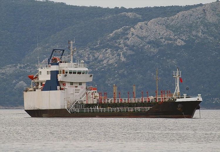 RoRo Oil Tanker, Double Hull dwt 872 on 3.6m