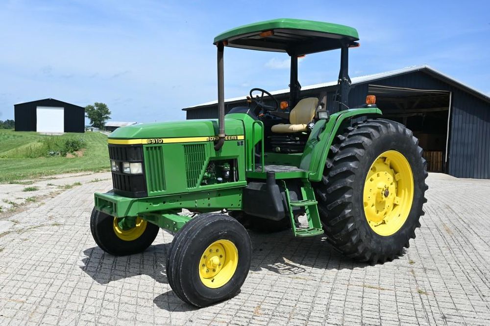 John Deere 6410 Tractor 9697