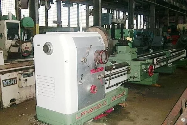 Lansing ENGINE LATHE 576 RPM G