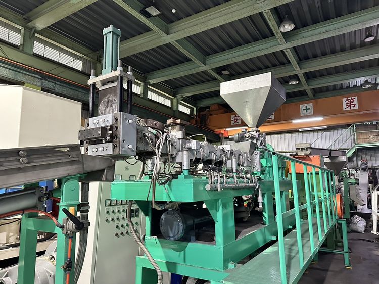 ø61mm Twin Screw Extrusion