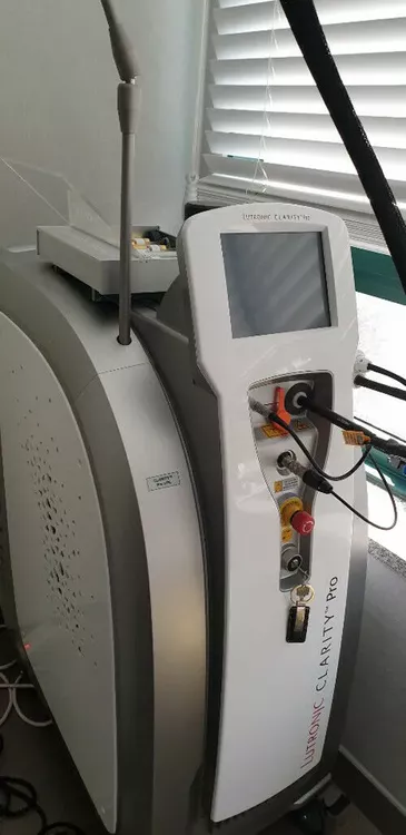 Lutronic Clarity Pro LPC Laser