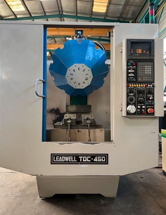 Leadwell TDC 450 3 Axis