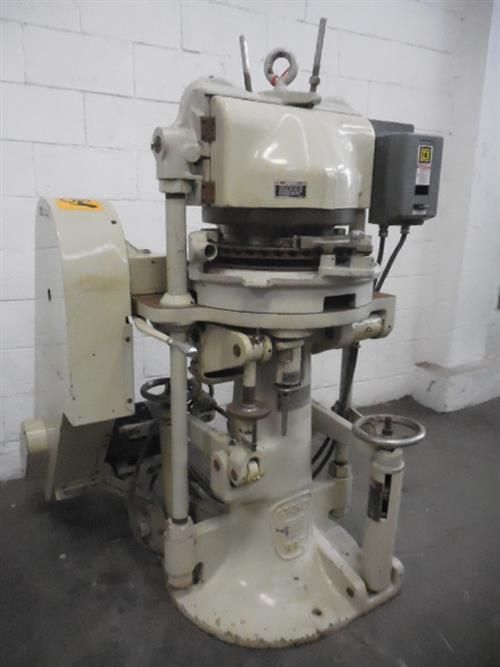 Stokes BB2, 513-2 45-STATION TABLET PRES  Tablet Press