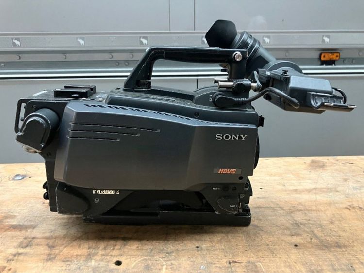 Sony HDC-1550 camera chains